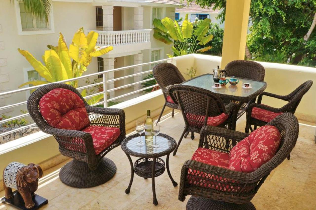 Tropical Villas At Los Corales Beach - Caribbean Rentals Fzco ปุนตากานา ภายนอก รูปภาพ