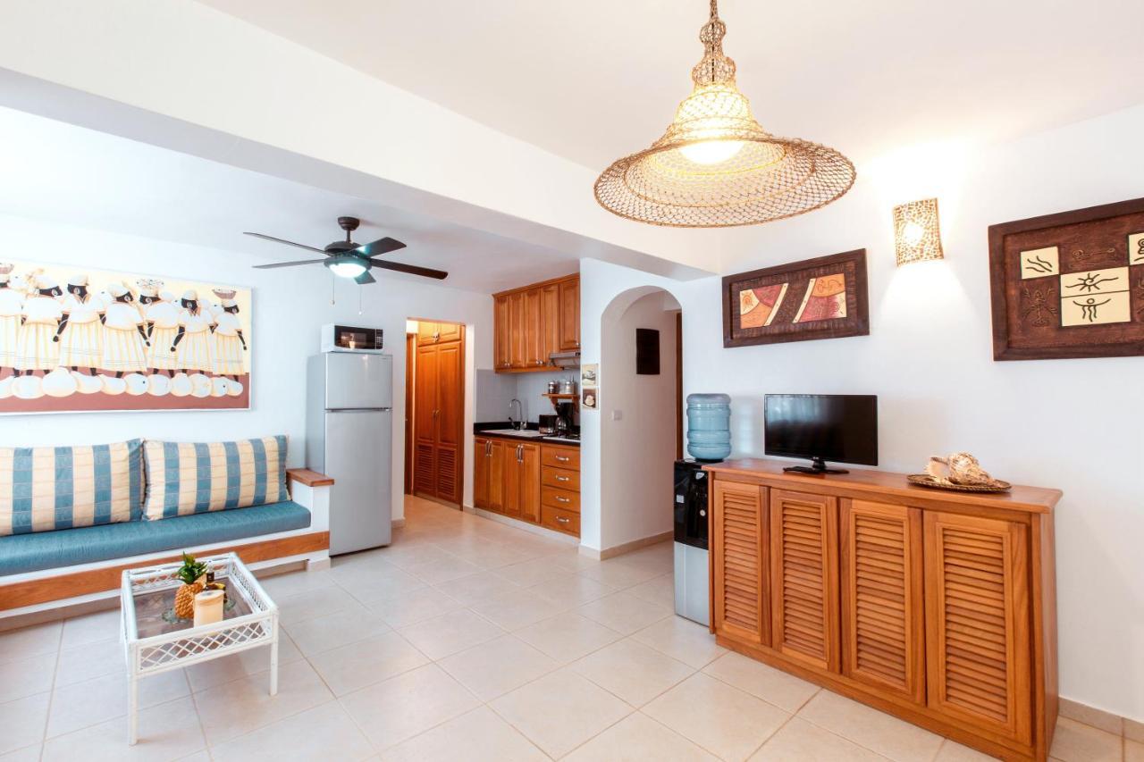 Tropical Villas At Los Corales Beach - Caribbean Rentals Fzco ปุนตากานา ภายนอก รูปภาพ